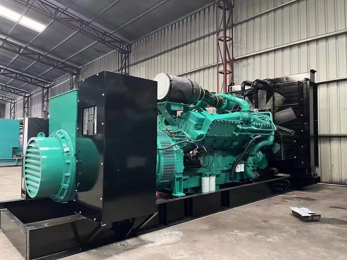 铜山如何降低 800kW 柴油发电机输出电流的波动？