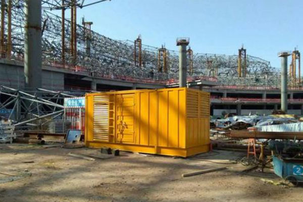 铜山发电机出租如何判断空气滤清器是否需要更换？